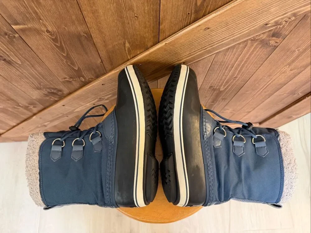 Sorel Women’s Size 7 Blue Insulated Waterproof Winter Snow Boots